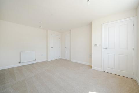 3 bedroom end of terrace house to rent, Robert Lewis Avenue, Crewe, Cheshire, CW1