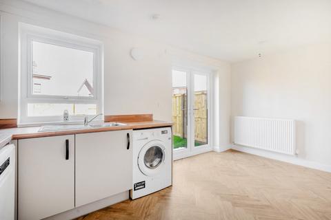 3 bedroom end of terrace house to rent, Robert Lewis Avenue, Crewe, Cheshire, CW1
