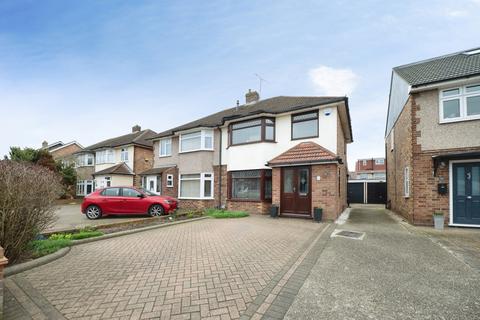 undefined, Gray Gardens, Rainham, RM13