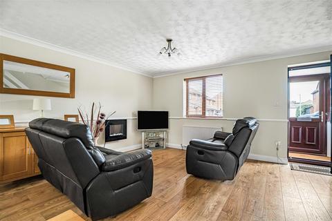 3 bedroom terraced house for sale, Godwin Close, Sewardstone
