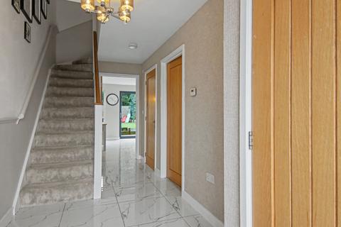 4 bedroom semi-detached house for sale, Harrowfield Close, Nuneaton, CV10