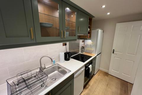 2 bedroom ground floor maisonette to rent, Lancefield Quay, Glasgow, G3