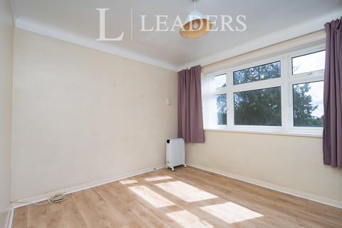 3 bedroom flat to rent, Bassett Court, Bassett Avenue, SO16