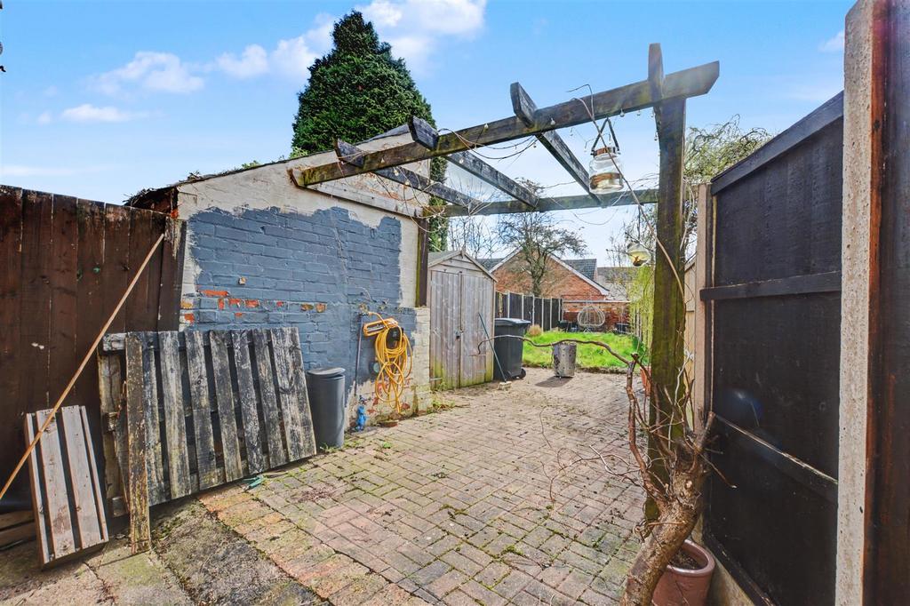 Garden 2.jpeg