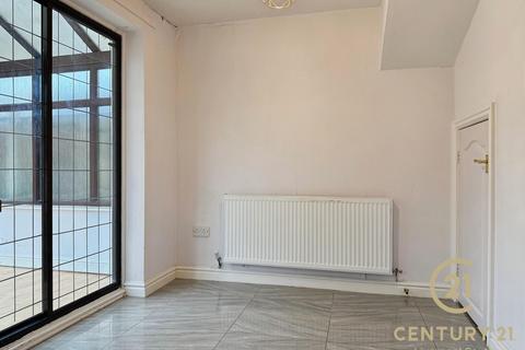 undefined, Kestrel Grove, Halewood, L26