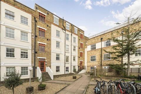 undefined, Old Castle Street, London E1