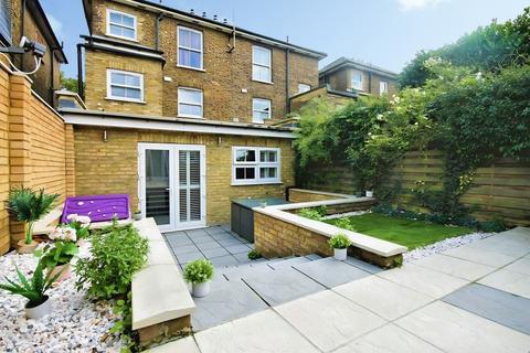 undefined, Cambridge Road North, London, W4