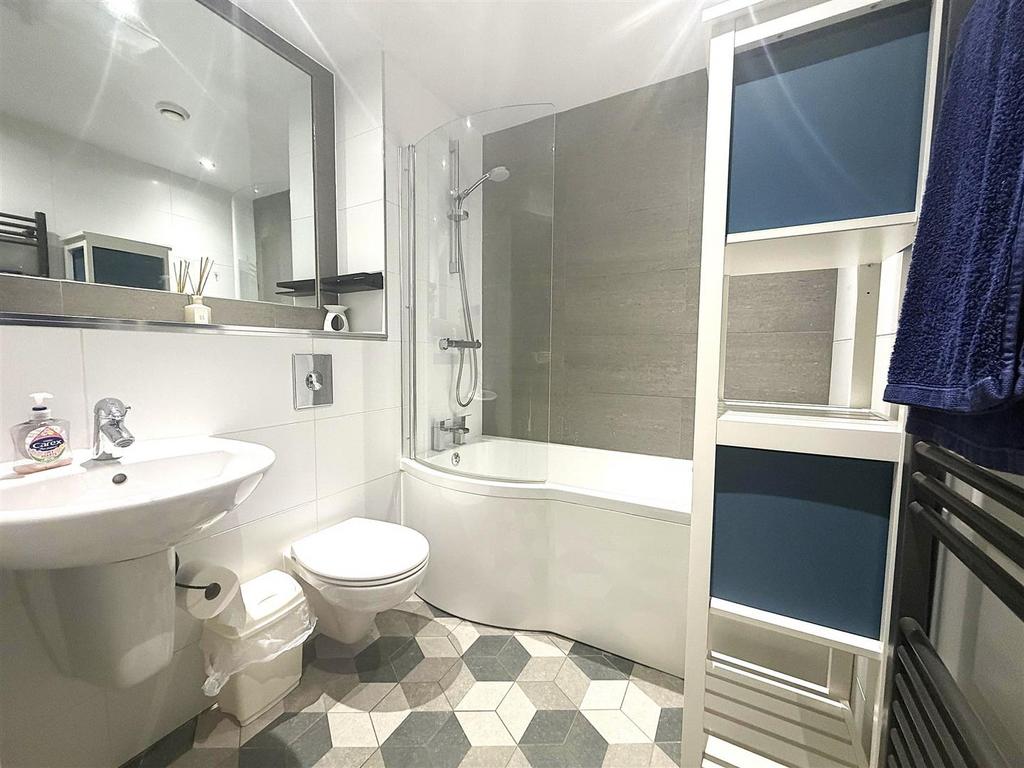 House Bathroom.jpeg