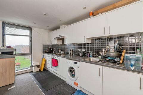 2 bedroom flat for sale, Southchurch Road, Southend-on-Sea, Essex, SS1