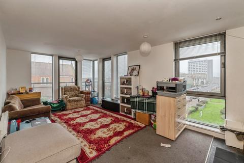2 bedroom flat for sale, Southchurch Road, Southend-on-Sea, Essex, SS1