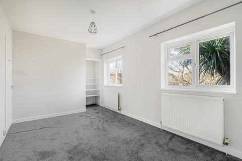 2 bedroom semi-detached house for sale, Markway, Lower Sunbury, TW16