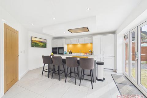 4 bedroom detached house for sale, Bedwell Road, Cross Lanes, Wrexham