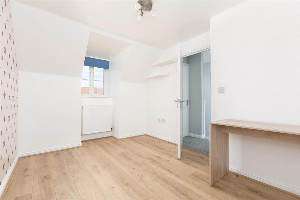 2nd Top floor Bedroom