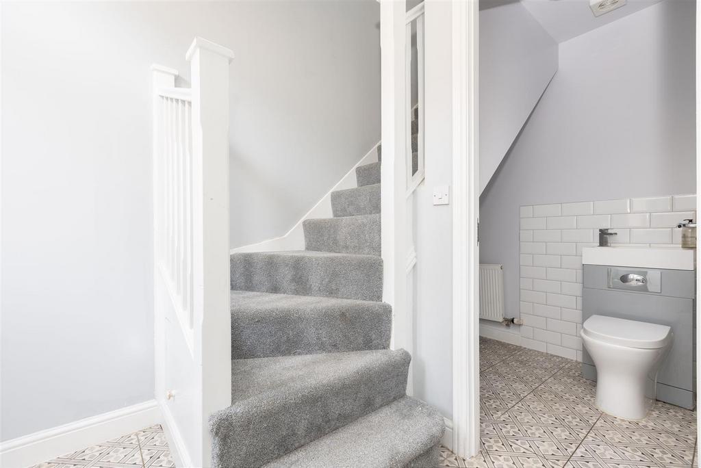 Hall/Stairs