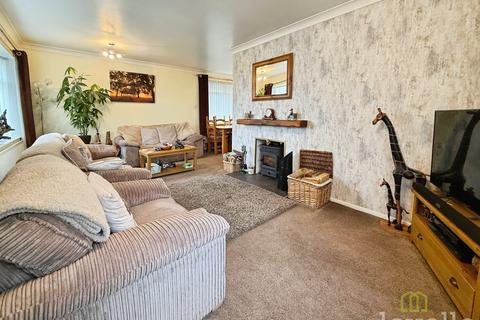 3 bedroom detached bungalow for sale, Vauxhall Road, Bracebridge Heath LN4