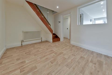 undefined, Ivel Road, Shefford