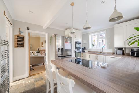 undefined, Meadow Road, Pennington, Lymington, SO41