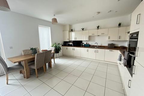 4 bedroom apartment to rent, Sparrowhawk Way, Newhall, HARLOW