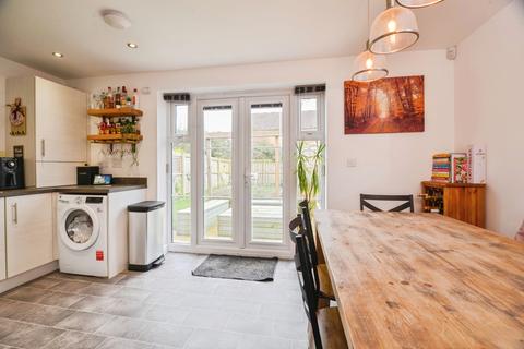 3 bedroom semi-detached house for sale, Apple Tree Road, MIDDLESBROUGH, Cleveland, TS9