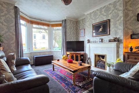 5 bedroom terraced house for sale, Avondale Road, Gorleston