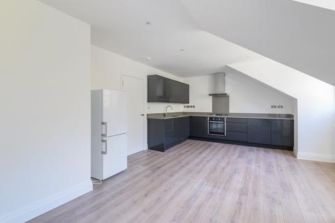 2 bedroom flat to rent, Muswell Hill Road, London, N10