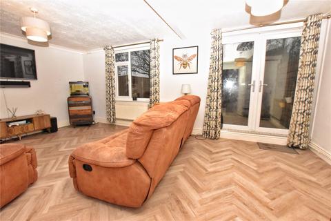 undefined, Edale Close, Glossop, Derbyshire, SK13