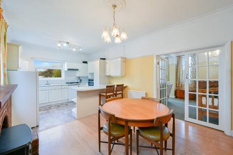 undefined, Brook Mead, Ewell Court
