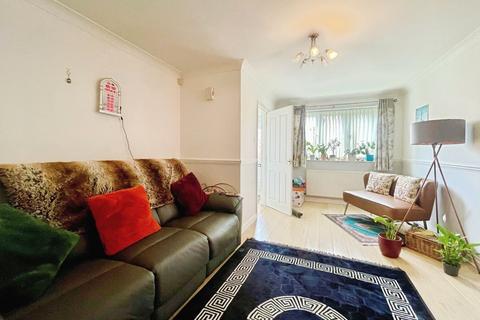undefined, Field End Road, West Yorkshire LS15