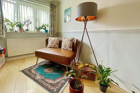undefined, Field End Road, West Yorkshire LS15