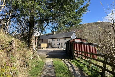 3 bedroom link detached house to rent, Glyn-Brochan, Llanidloes