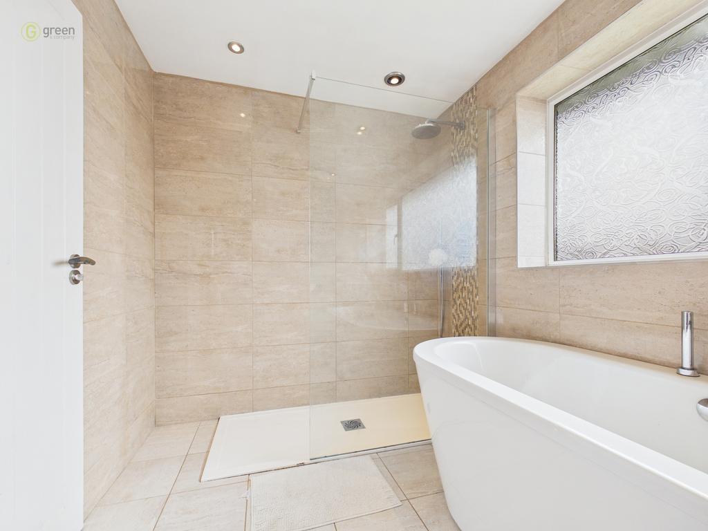 Cam01332g0pr0675still015