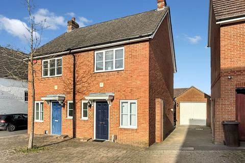 Poppy Mead, Ashford TN23