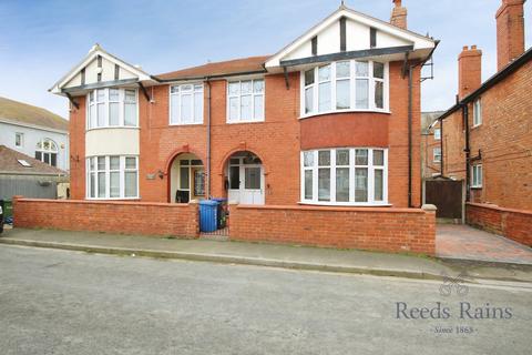 undefined, Russell Gardens, Denbighshire LL18