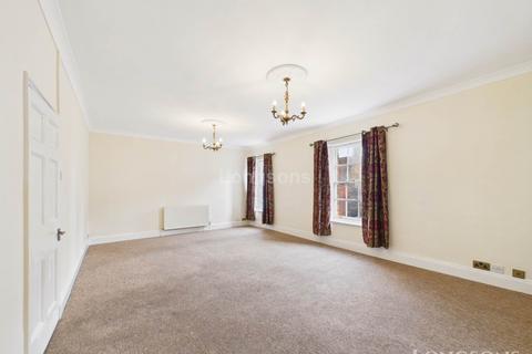 3 bedroom apartment to rent, London Street, Swaffham