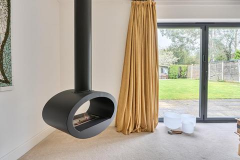 undefined, Henley Avenue,  Iffley,  OX4
