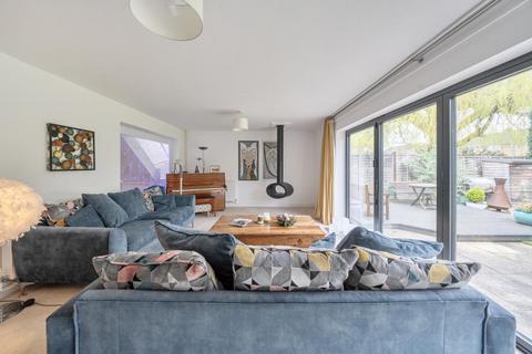 undefined, Henley Avenue,  Iffley,  OX4