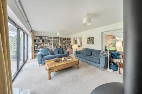 undefined, Henley Avenue,  Iffley,  OX4