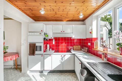undefined, Cumbernauld Gardens, Sunbury-on-Thames, Surrey, TW16