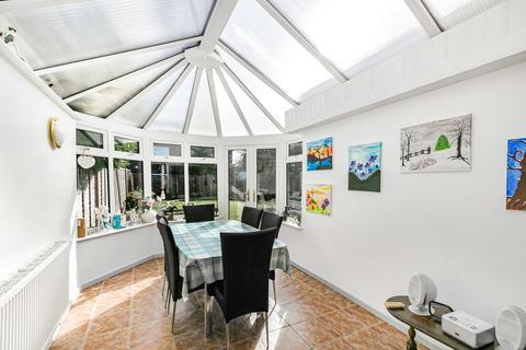 undefined, Cumbernauld Gardens, Sunbury-on-Thames, Surrey, TW16