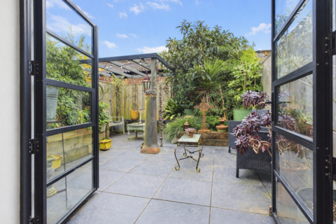2 bedroom terraced house for sale, Seaford Road, Hove, BN3 4EG