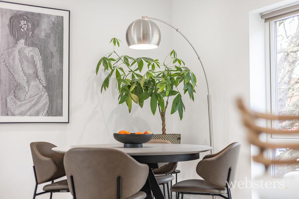 Kitchen / Diner / Lounge