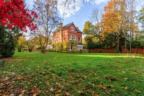 undefined, Horsham Road, Dorking, RH5
