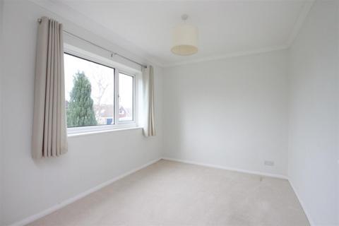 4 bedroom detached house to rent, BARN MEADOW LANE, GREAT BOOKHAM, KT23