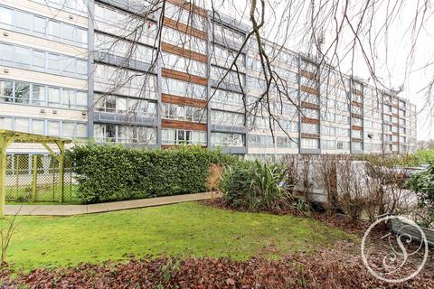 Ingledew Court, Leeds