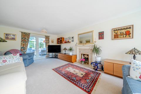 undefined, Stocks Close, Horley, RH6