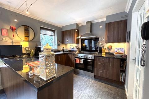 4 bedroom detached house for sale, 22 Broomhead Park, Dunfermline