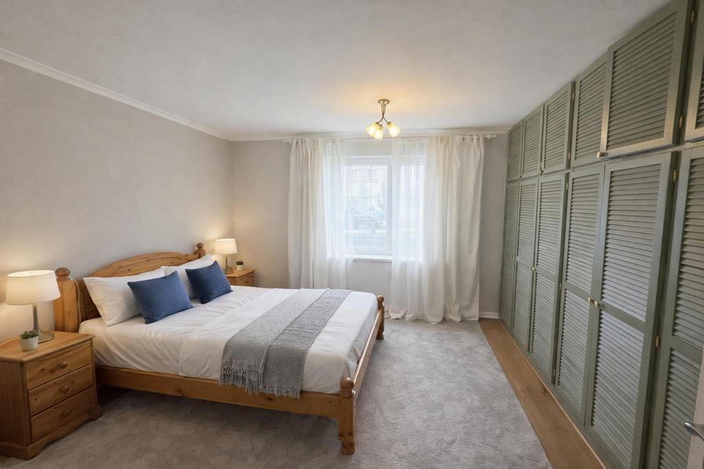 Main bedroom.png