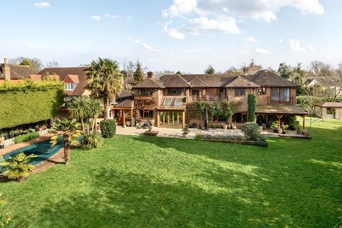 undefined, Kingswood Rise, Englefield Green, TW20