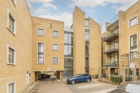 undefined, Frazer Nash Close, Isleworth TW7