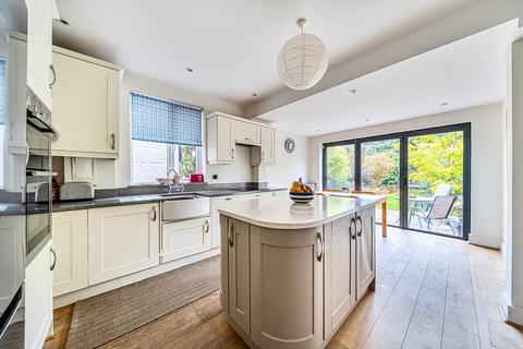 undefined, Fengates Road, Redhill, RH1